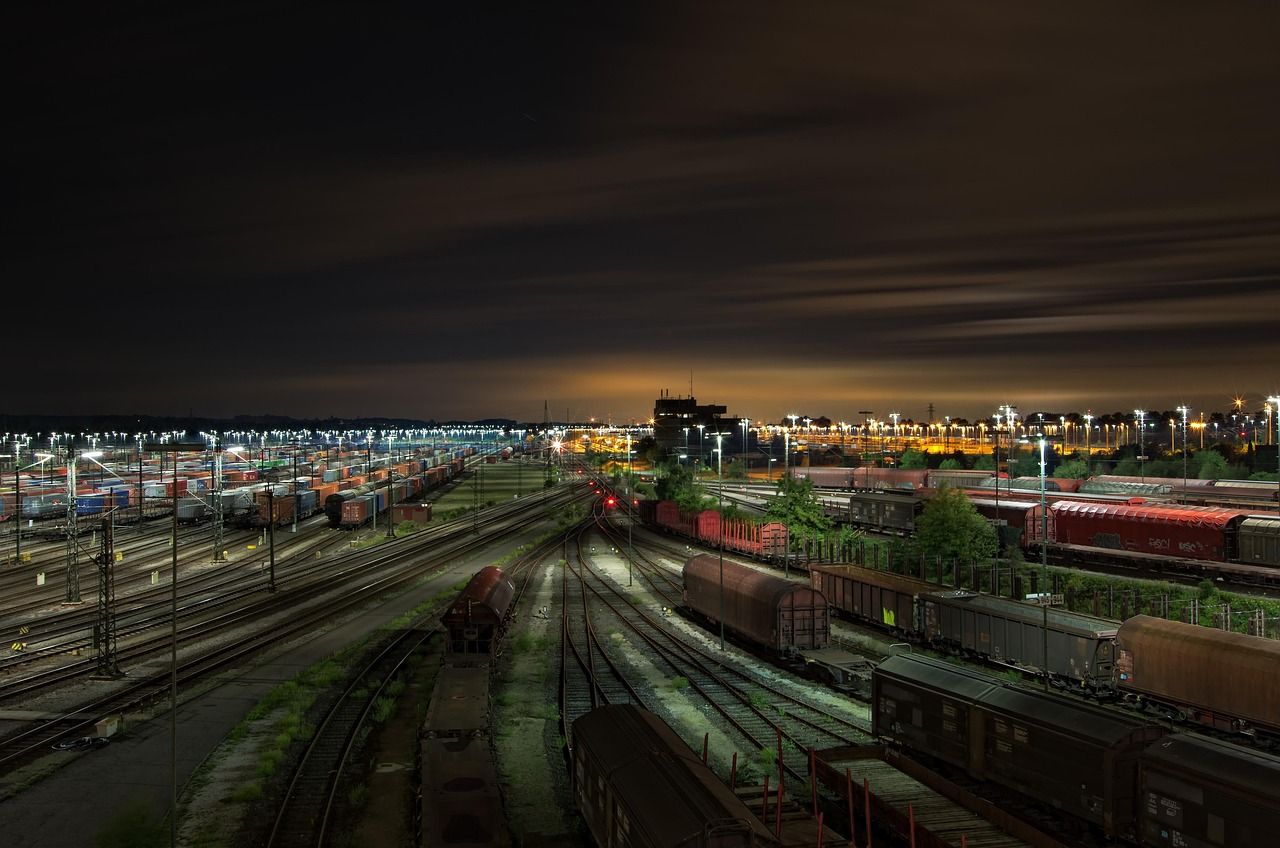 découvrez la green logistics : des solutions éco-responsables pour optimiser la chaîne d'approvisionnement et réduire l'empreinte carbone du transport et de la logistique.