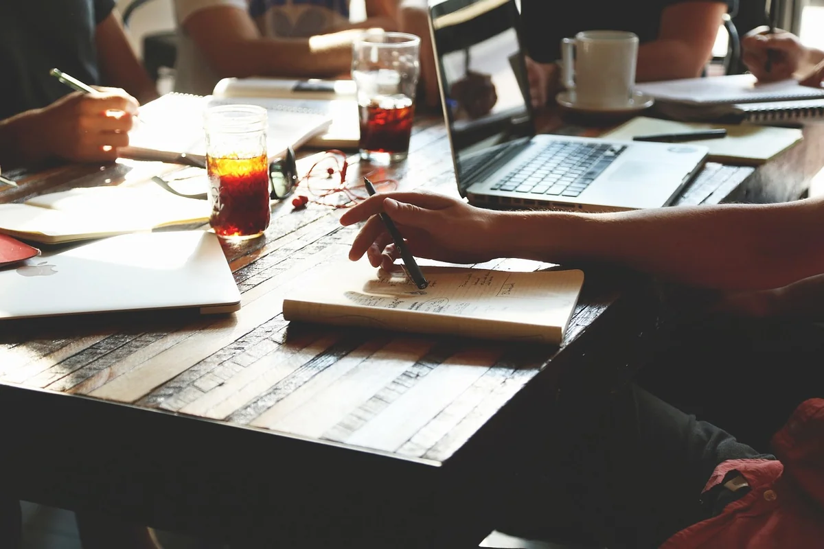 Comment intégrer ces outils dans la stratégie de l'entreprise