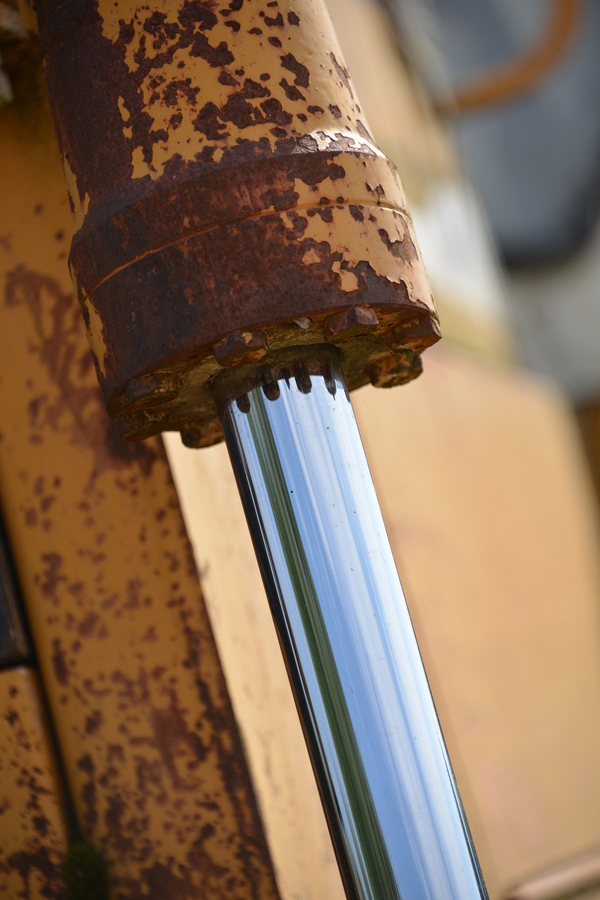 découvrez le monde fascinant de l'hydraulique, une science essentielle qui étudie les fluides en mouvement et leur application dans diverses industries. apprenez comment cette discipline transforme nos technologies, des machines lourdes aux systèmes de contrôle de précision, en optimisant l'efficacité et la performance.