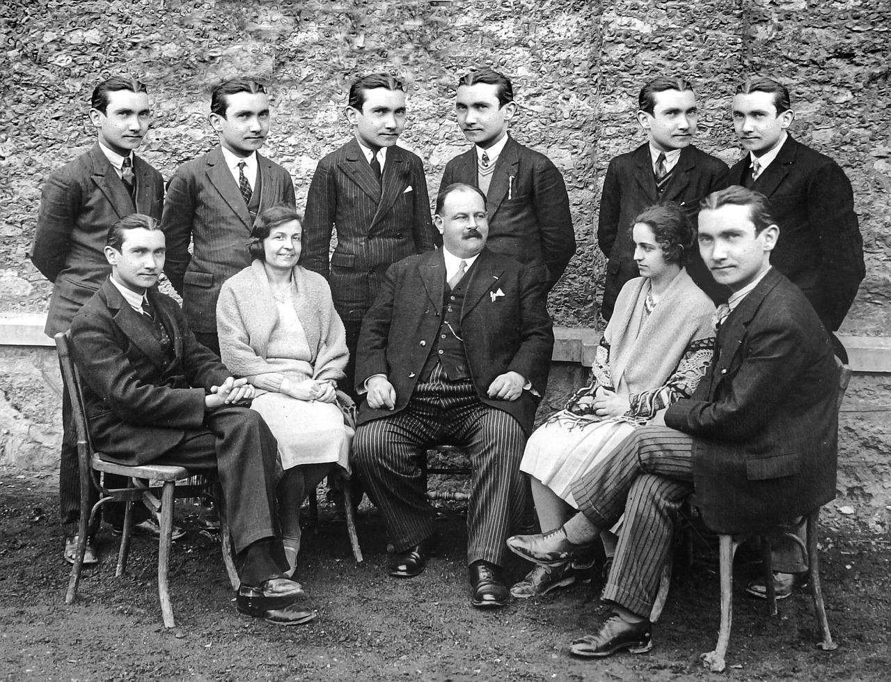 découvrez le rôle et les missions du comité d'entreprise : organisation d'avantages sociaux, défense des salariés, animation de la vie au travail et dialogue social en entreprise.