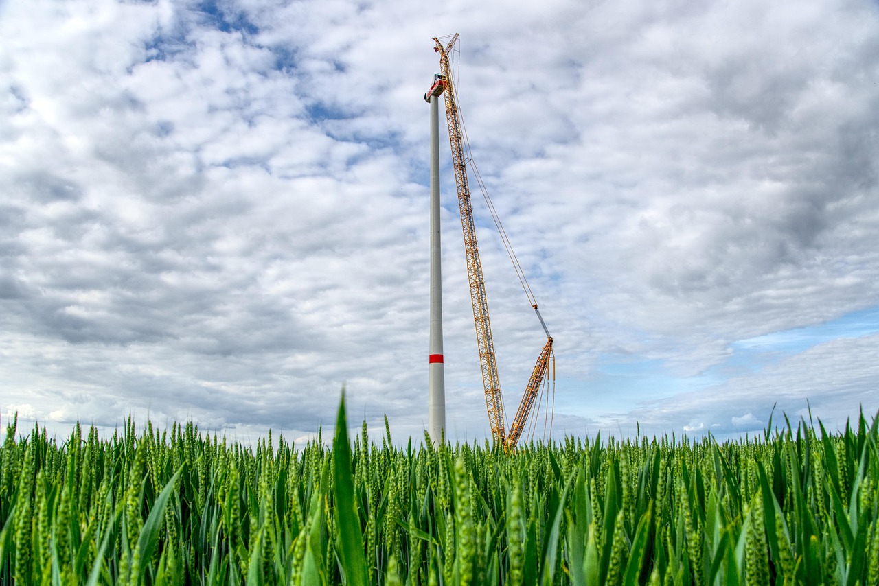 Investissements directs étrangers et transition énergétique verte : l’impact des FinTech sur l’empreinte écologique dans les pays BRICST